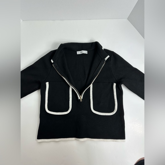 Zara Black & White Knit Blouse - Picture 7 of 9